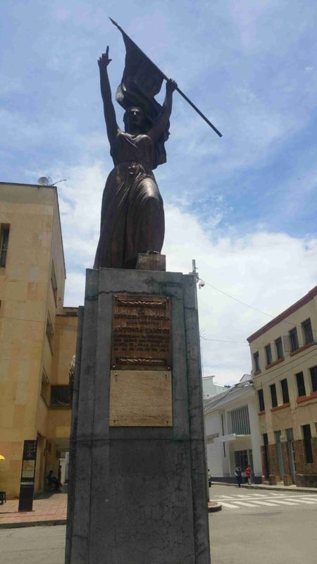 Statue d'Antonia Santos